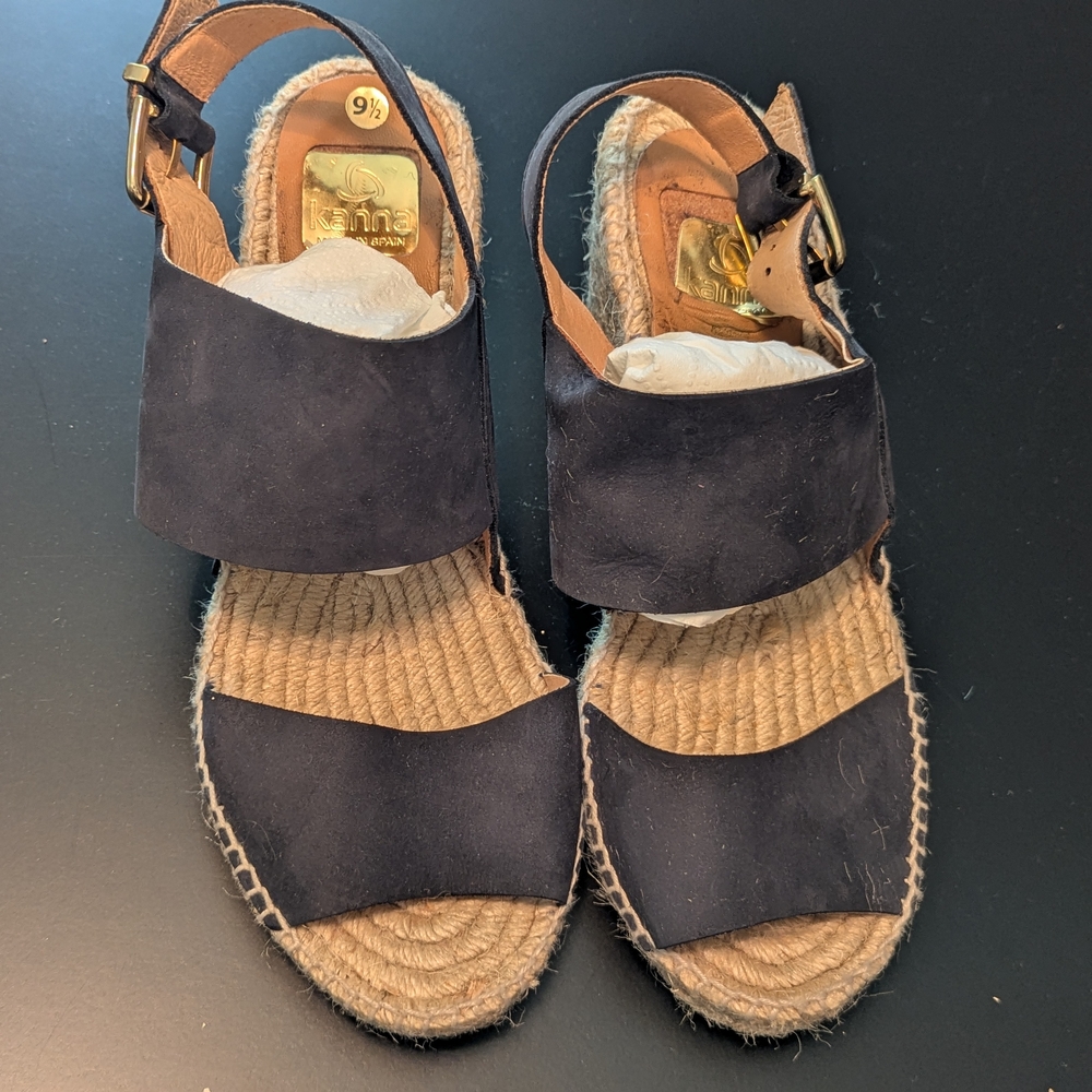 Women's Black Espadrille Wedge Sandals - Picture 3 of 7